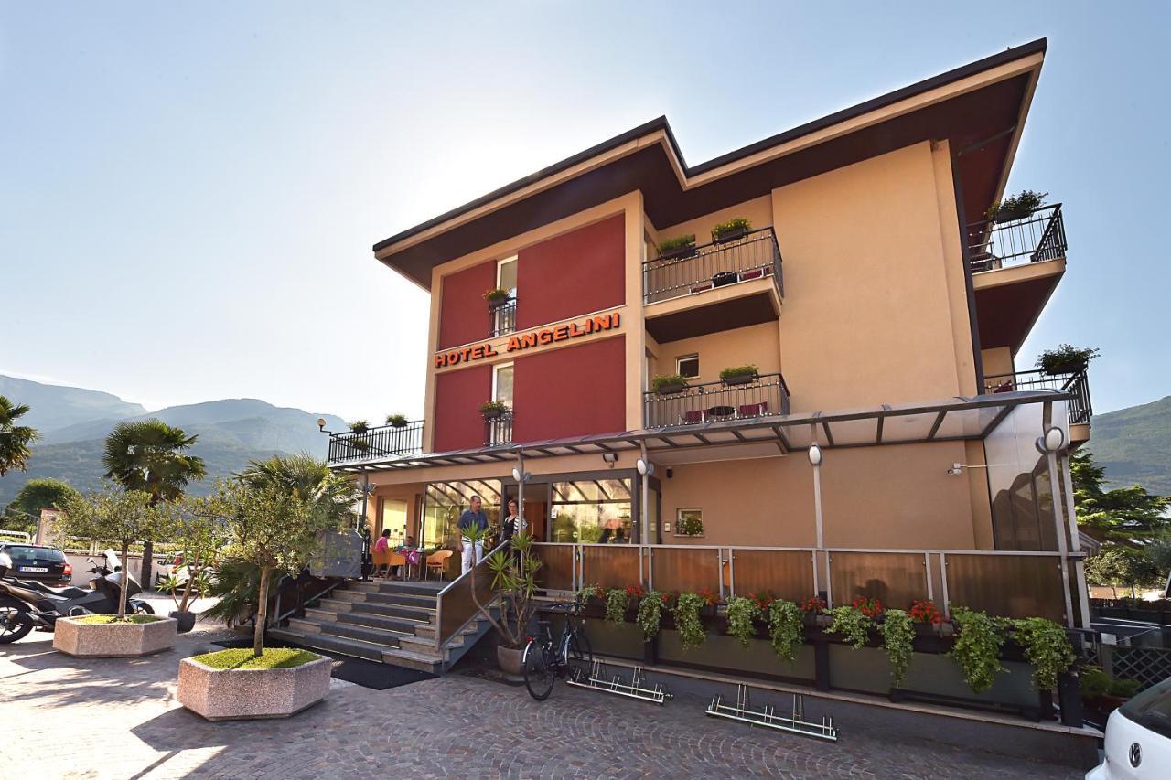 Hotel Angelini トルボレ エクステリア 写真
