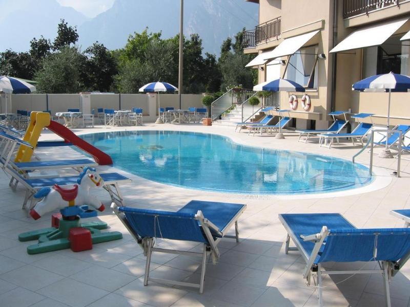 Hotel Angelini トルボレ エクステリア 写真