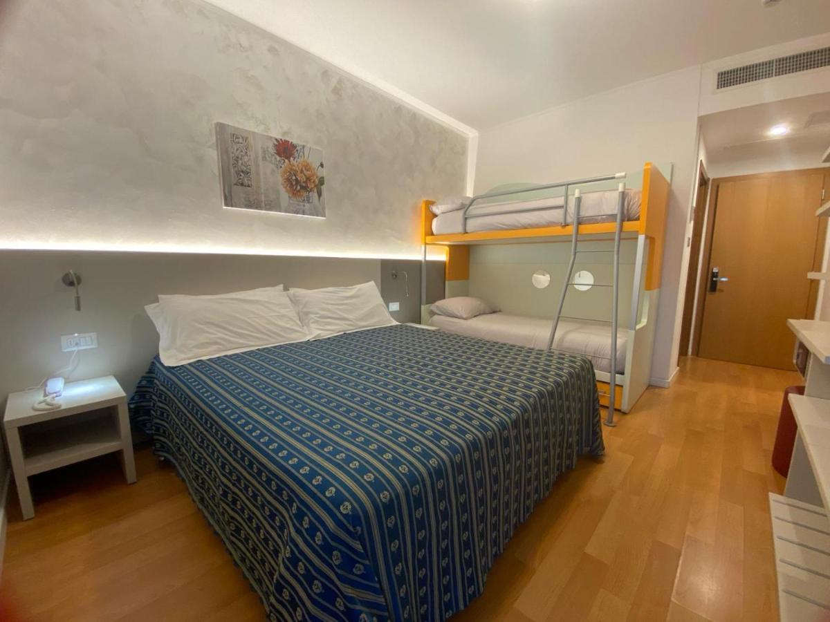 Hotel Angelini トルボレ エクステリア 写真