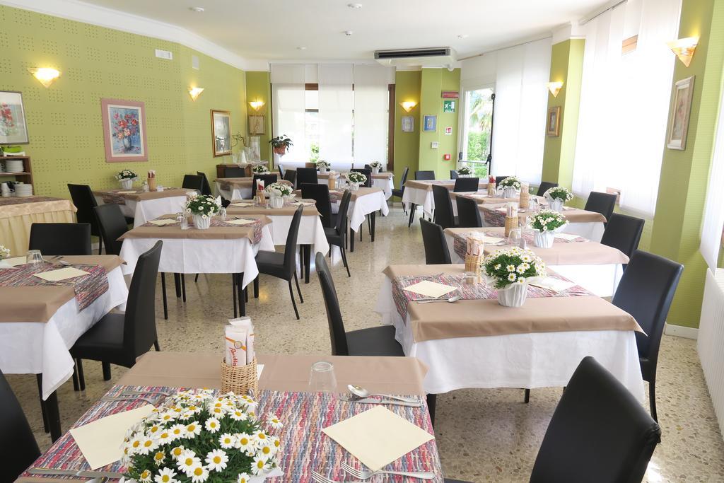 Hotel Angelini トルボレ エクステリア 写真